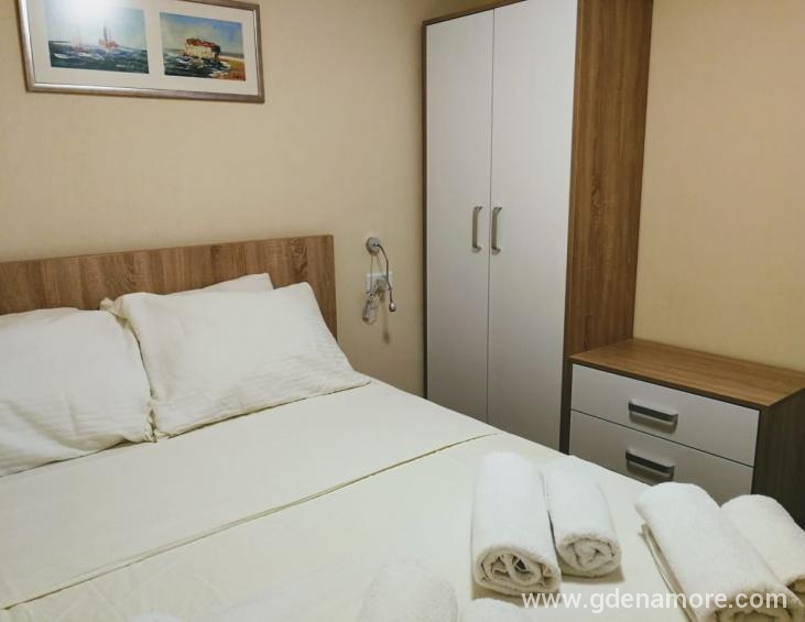 Apartman sa odvojenom spavaćom sobom (3)